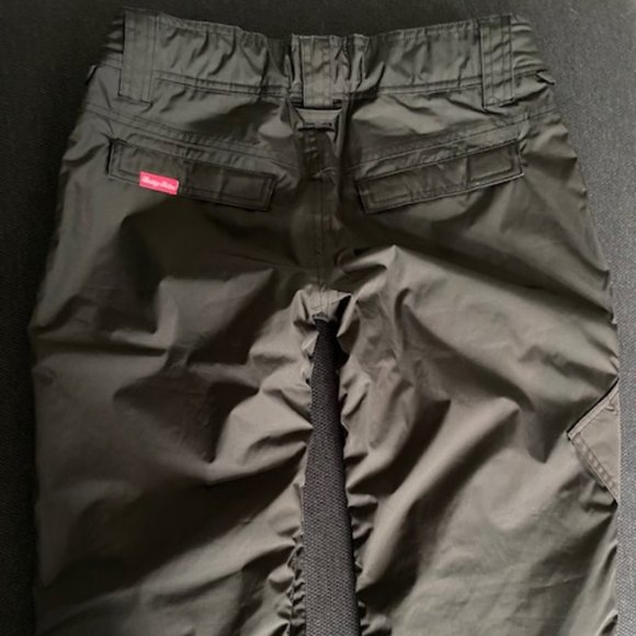 Betty Rides Black Snowboarding Pants - Picture 2 of 4
